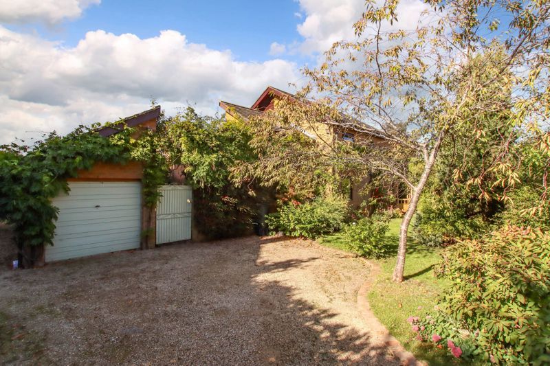 Property photo 2 of 18 Photo 18