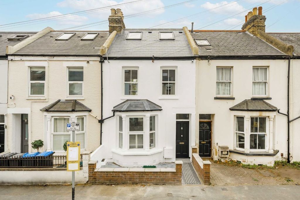 Property photo 1 of 7