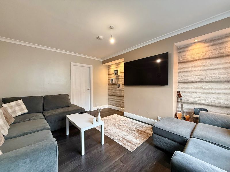 Property photo 3 of 15 Photo 10