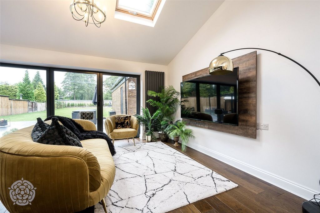 Additional image 9 of 6 bed detached house for saleMercers Road, Heywood OL10