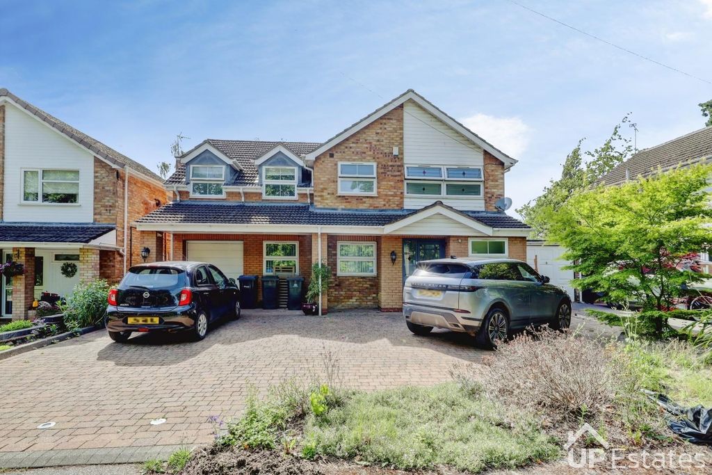 Property photo 1 of 29