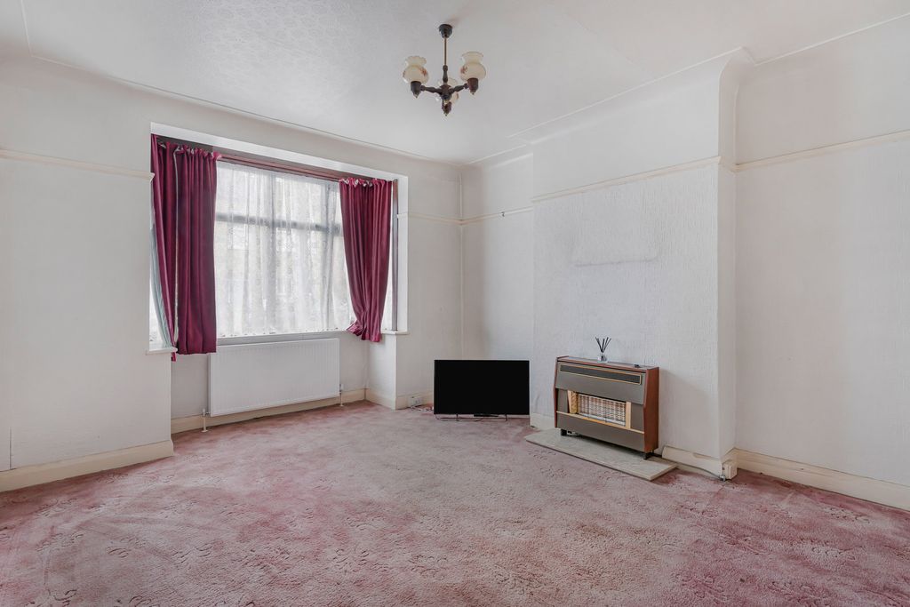 Property photo 2 of 21 Reception Room