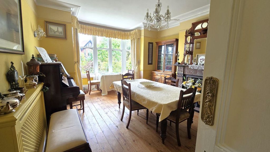 Property photo 3 of 29