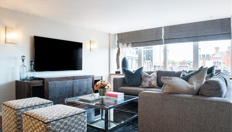 Property photo 3 of 27