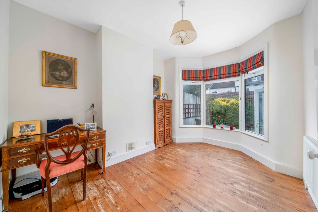 Property photo 3 of 14