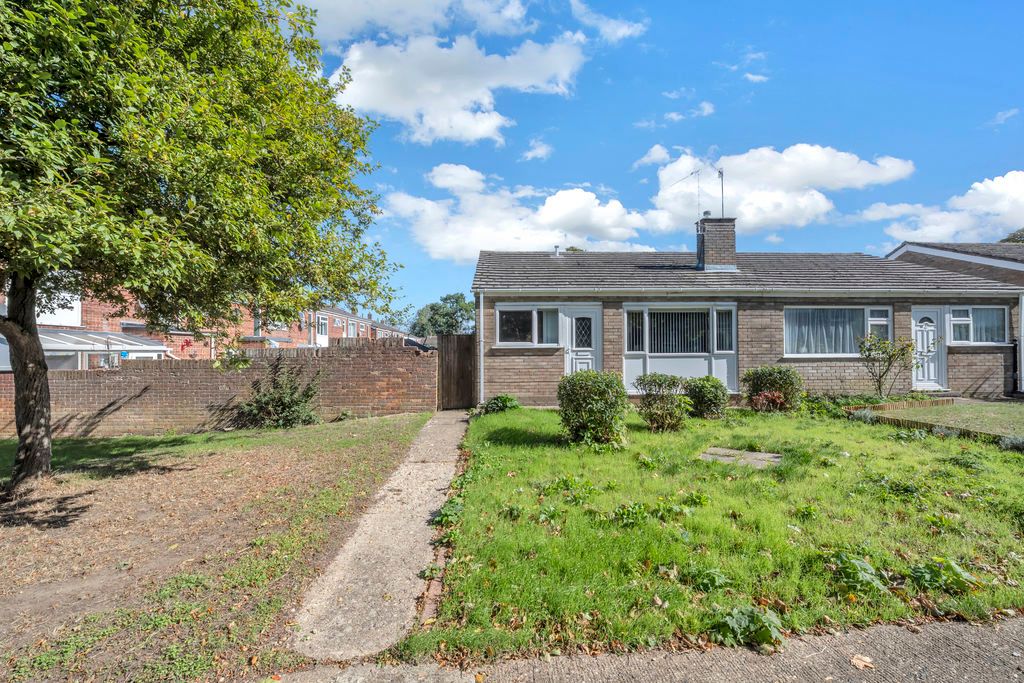 Property photo 1 of 13 Front
