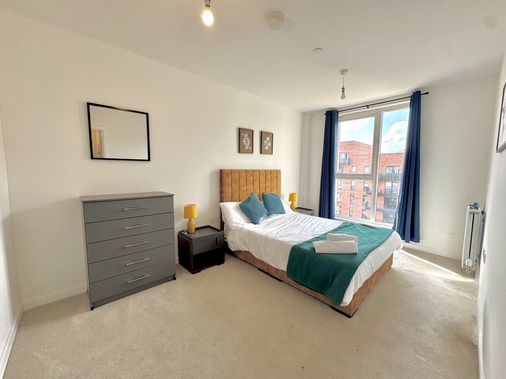 Property photo 2 of 9