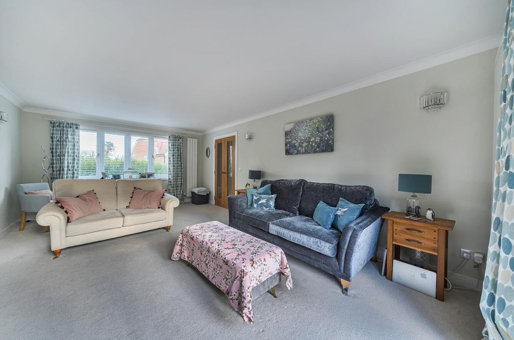 Property photo 2 of 20 1406359-7-697A2A3674B92.Jpg