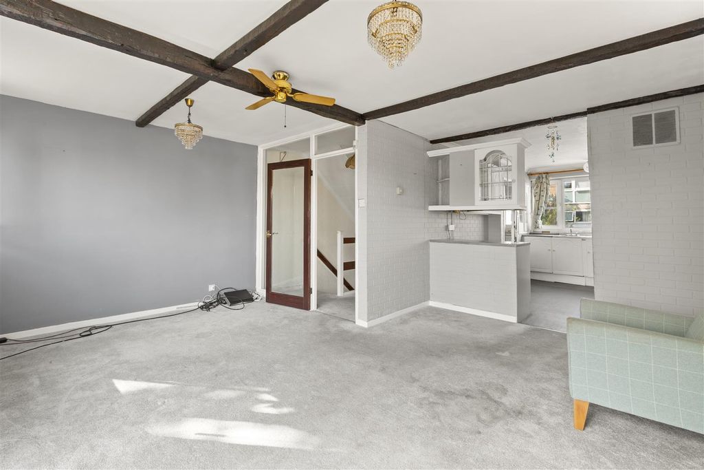 Property photo 3 of 17 5