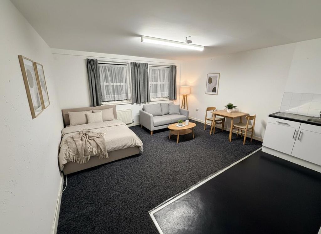 Property photo 2 of 6 Flat 7 Eramo.Png