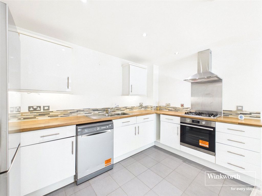 Property photo 2 of 13 Kitchen