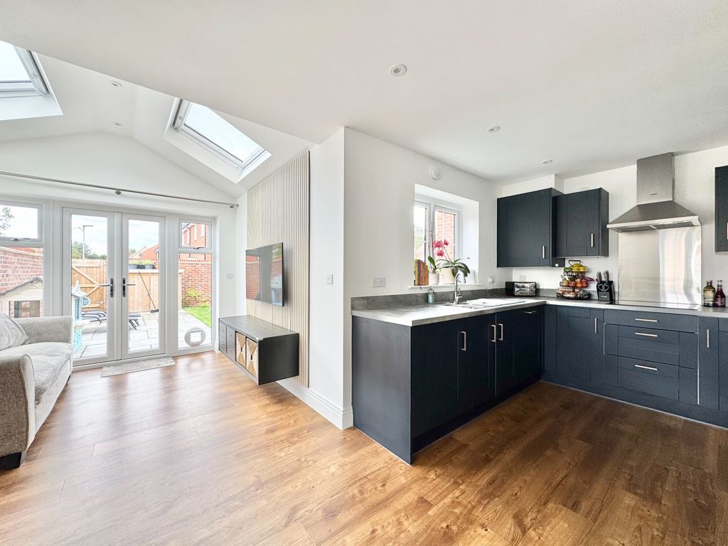 Property photo 2 of 30 Akeman Residential
