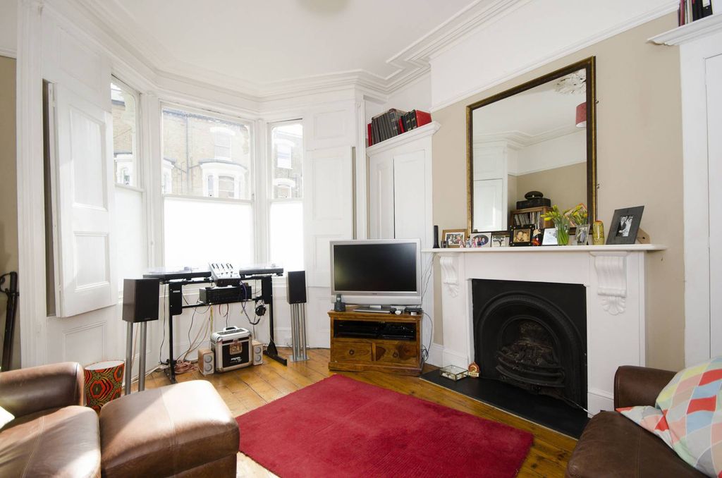 Property photo 3 of 10