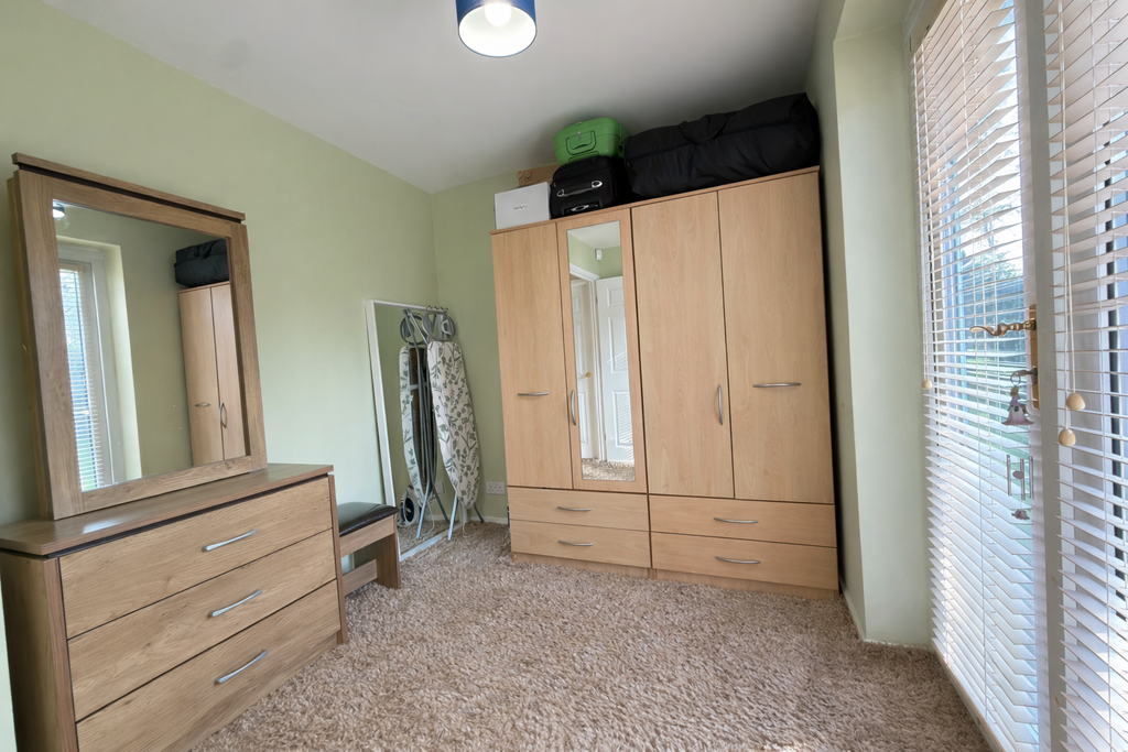 Property photo 2 of 21