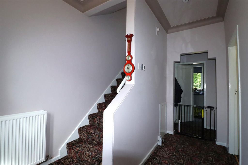 Property photo 2 of 38 Hall (3).Jpg