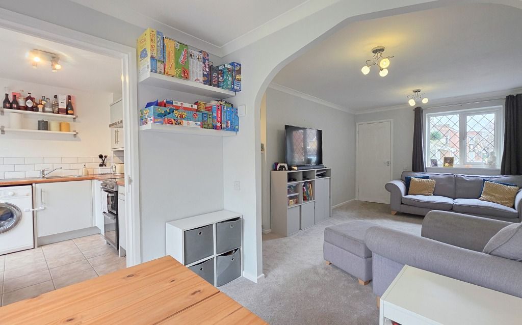 Property photo 3 of 14 4491476