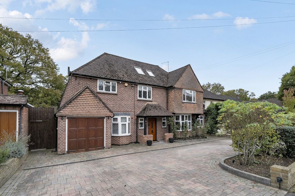 Property photo 1 of 21 1365708-21-68F0E8...