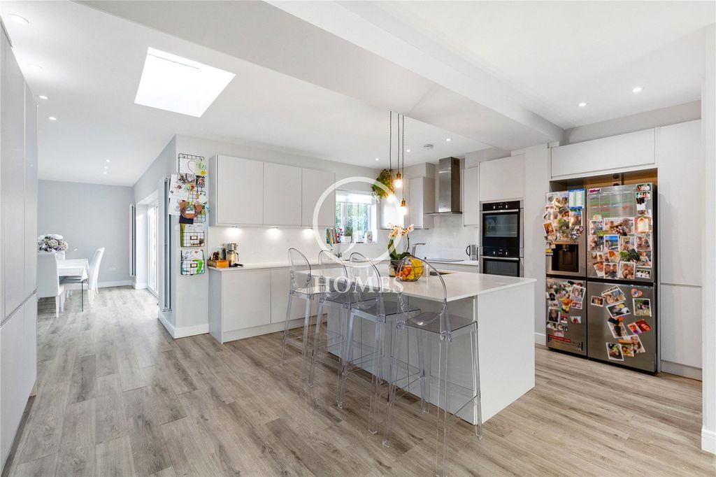 Property photo 1 of 12 Picture No. 08