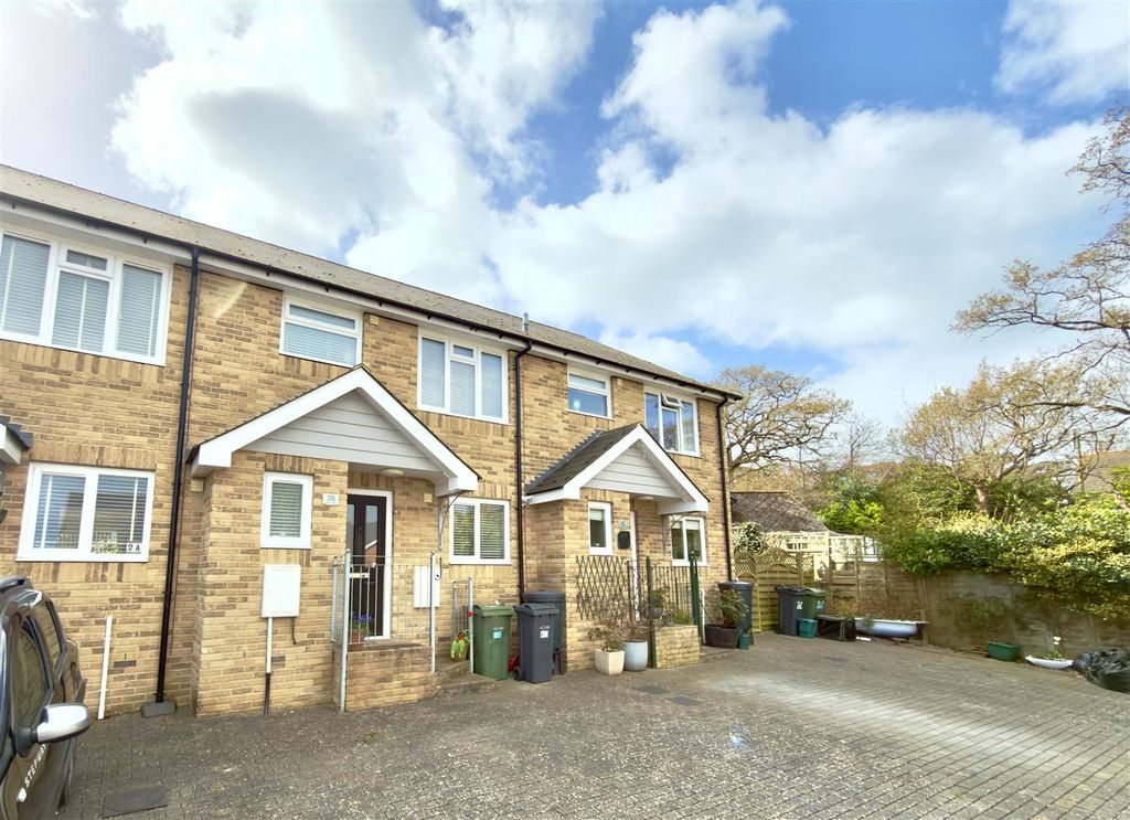 Property photo 1 of 18 Front.Jpg