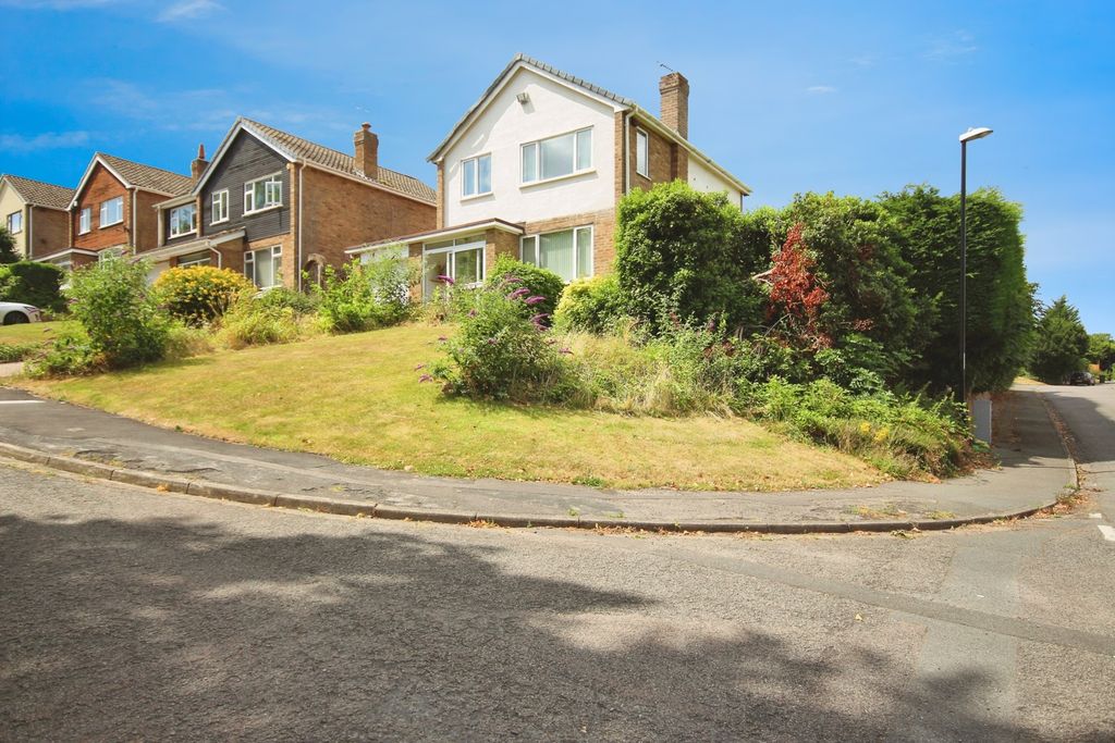 Property photo 1 of 17 Photo