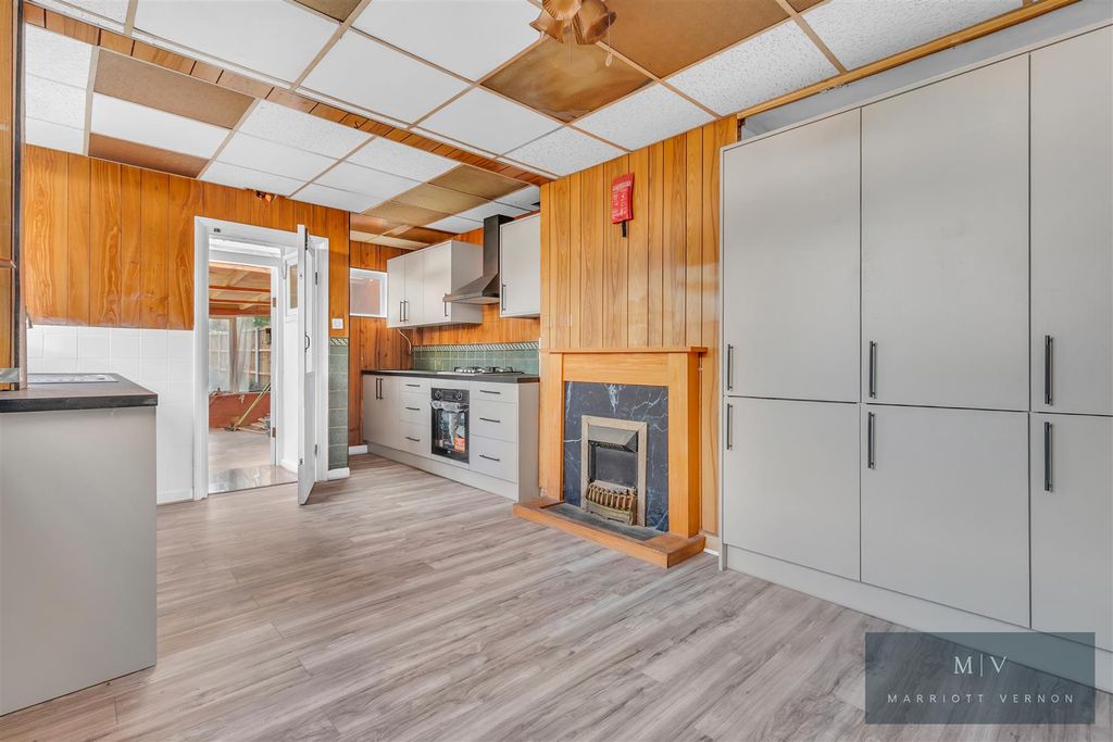 Property photo 3 of 13 Hartley Road 20 MV-3.Jpg