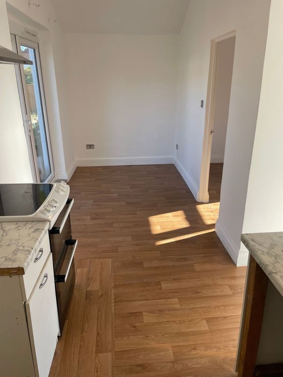 Property photo 2 of 10 Bright And Clean Kitchen Area With Natural Sunligh...