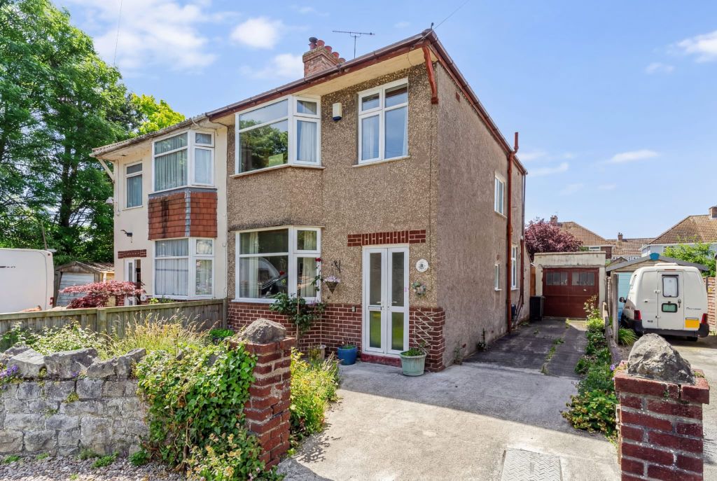Property photo 1 of 18 3 Bed Semi-Detached House For Sale