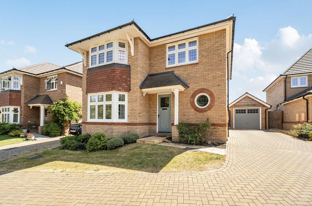 Property photo 1 of 15 Front External