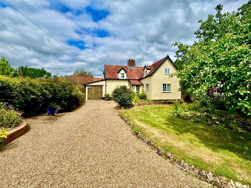 Property photo 1 of 21