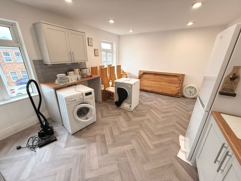 Property photo 2 of 9 Kitchen/Diner