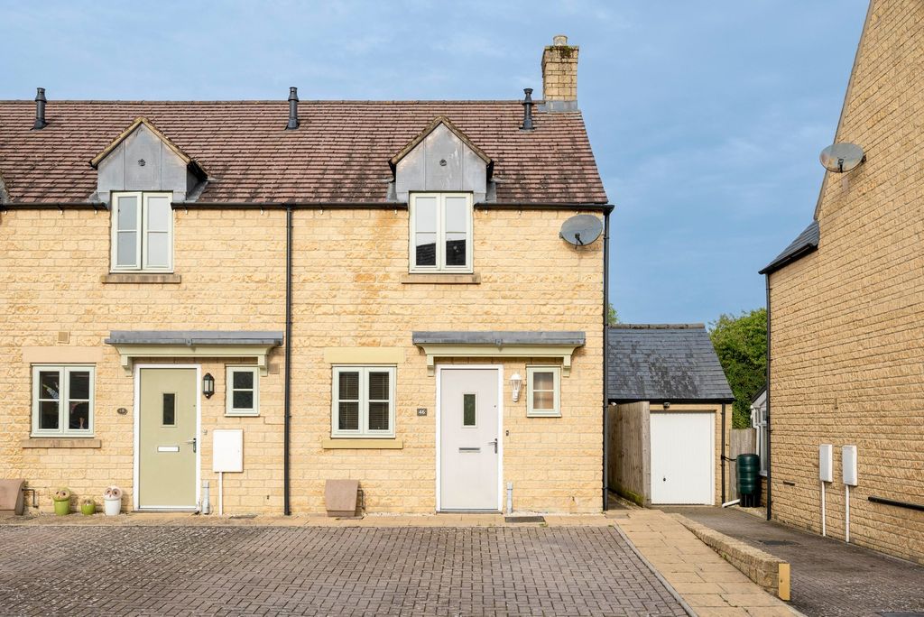 Property photo 1 of 7