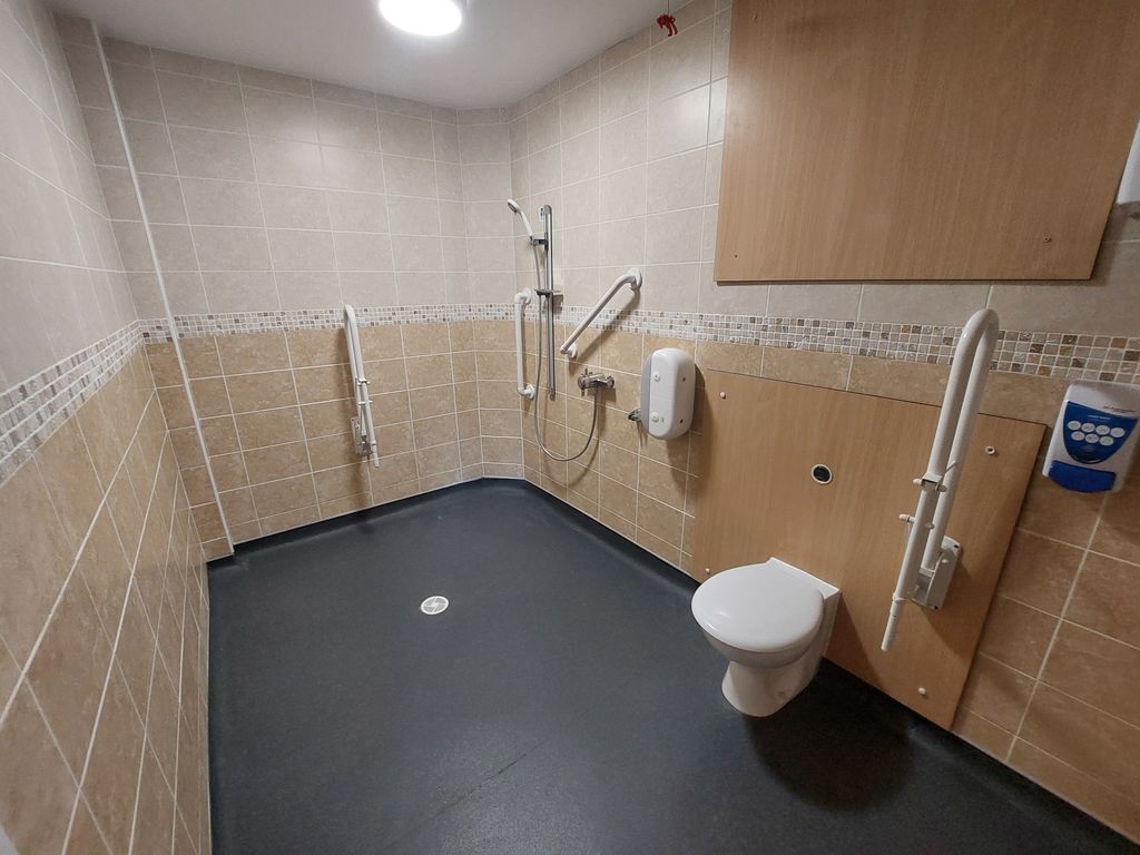 Property photo 3 of 7