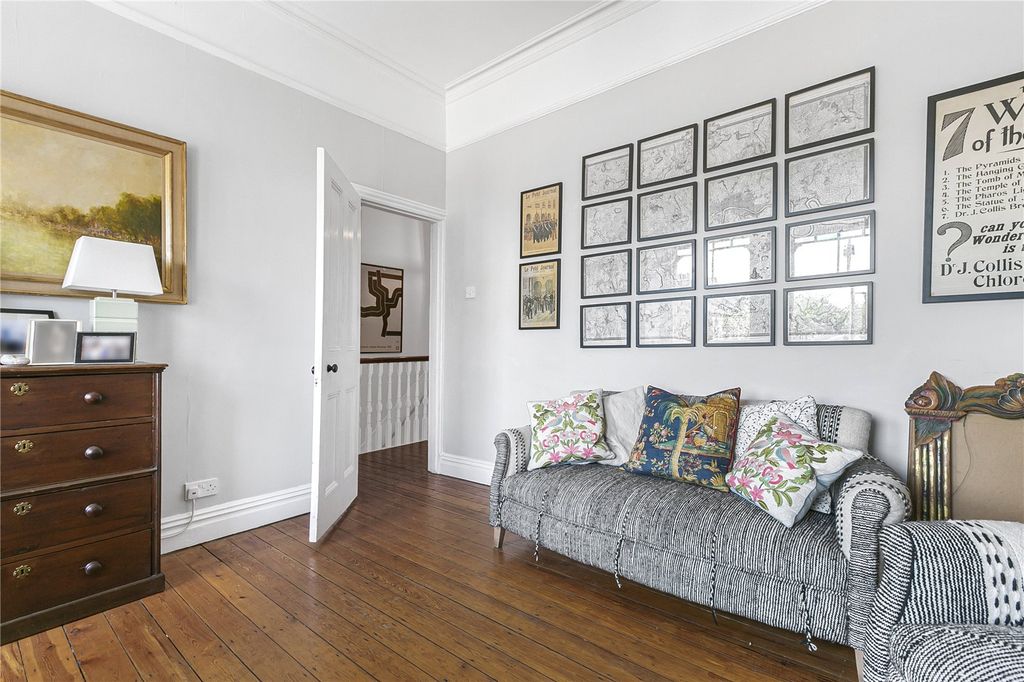 Property photo 3 of 16 Picture No. 03