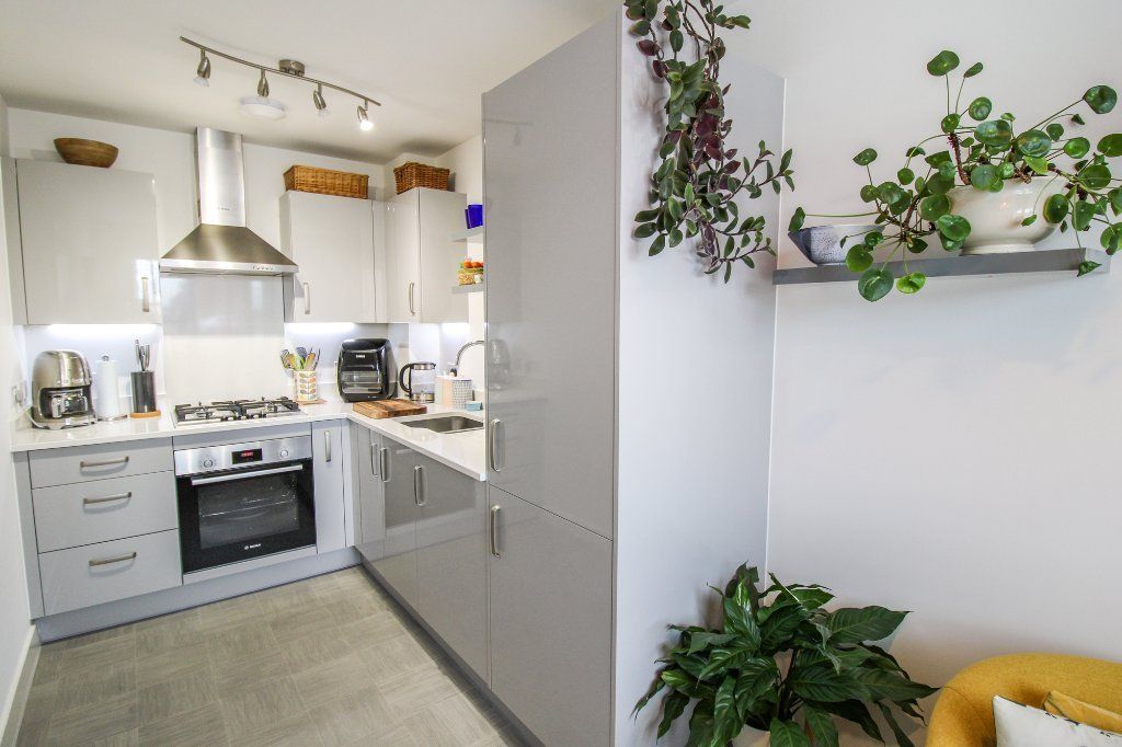 Property photo 3 of 13 Kitchen