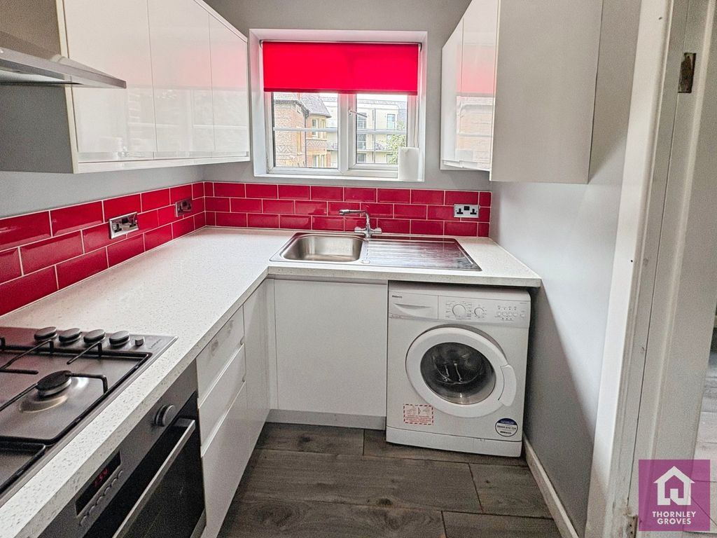 Property photo 2 of 13 Picture No. 04