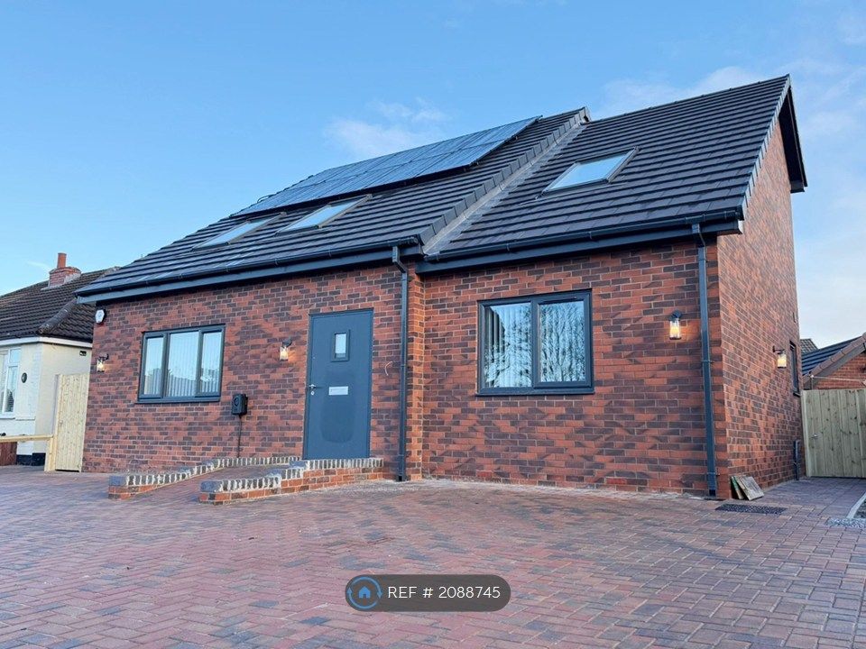 Property photo 2 of 24