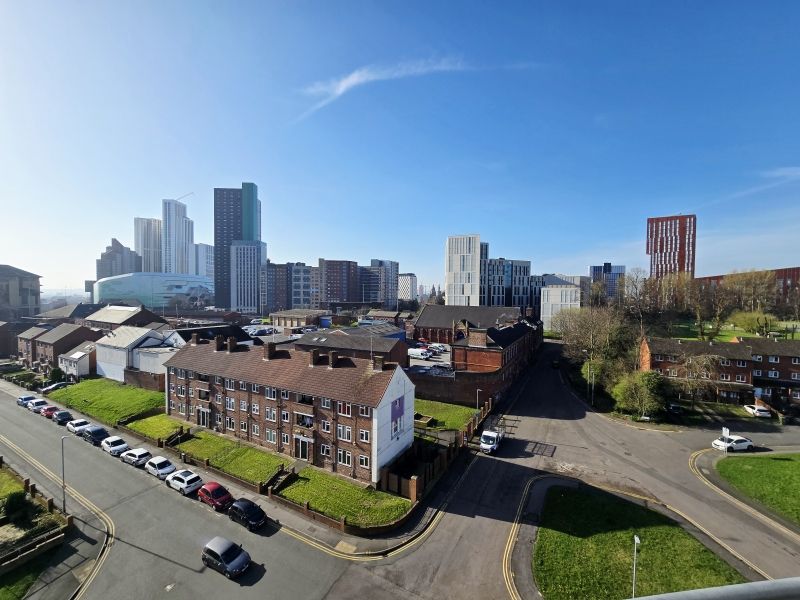 Property photo 1 of 8