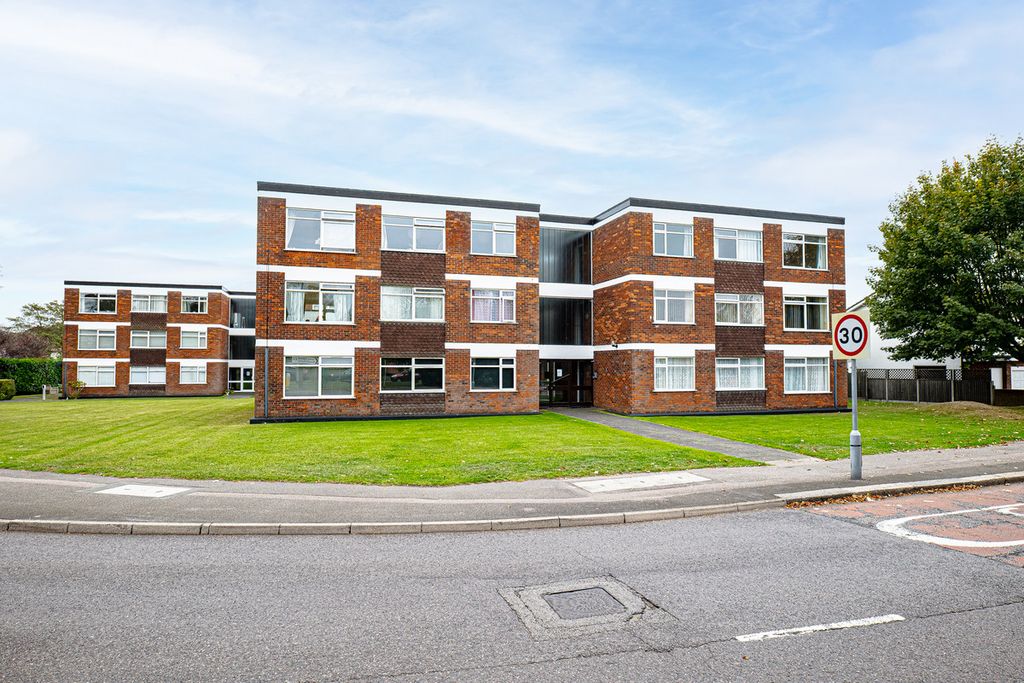 Property photo 1 of 16