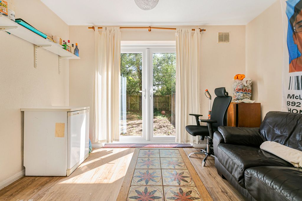 Property photo 2 of 18 Reception Room