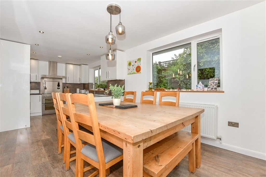 Property photo 3 of 20 Kitchen/Diner