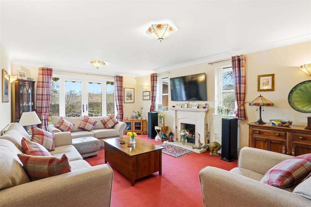 Property photo 2 of 43 1577763541 - Rye Field -48.Jpg