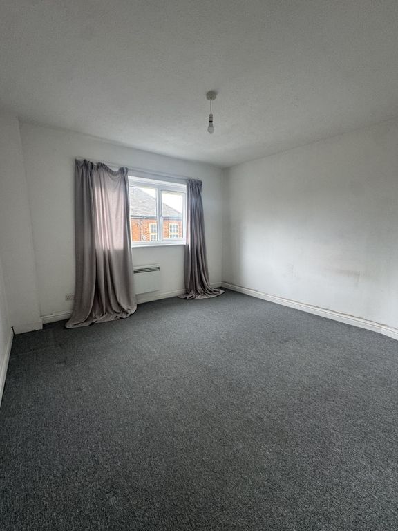 Property photo 3 of 5