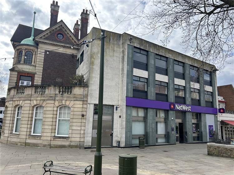 Property photo 1 of 4