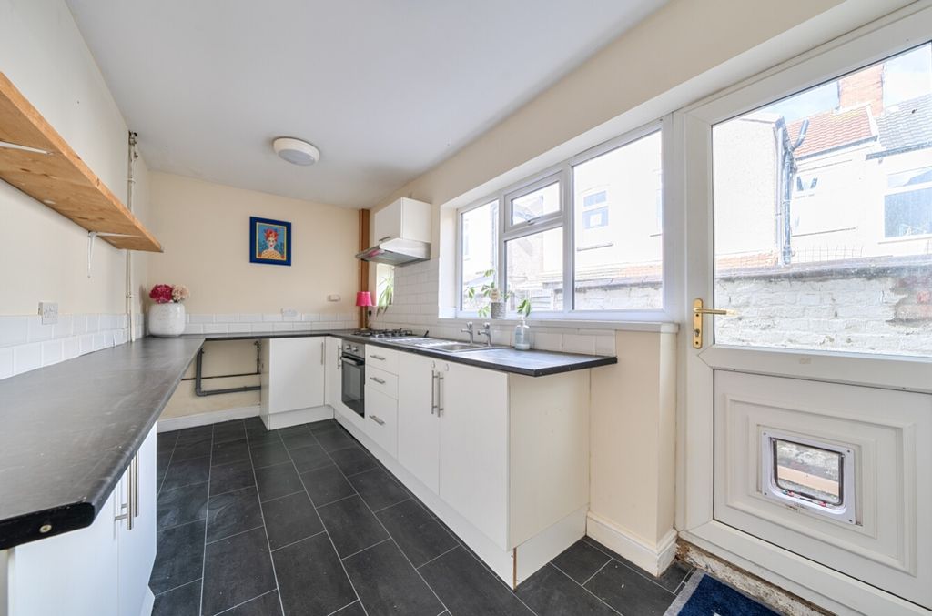 Property photo 3 of 10 1437634-6-69c8213cd945B