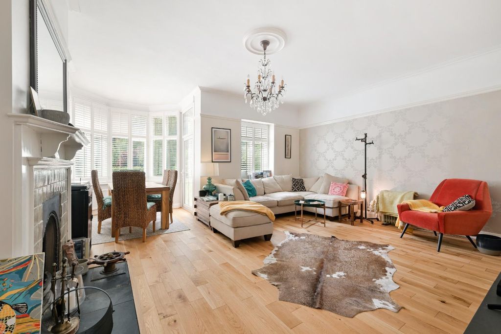 Property photo 2 of 14 Oakdene (8).Jpg