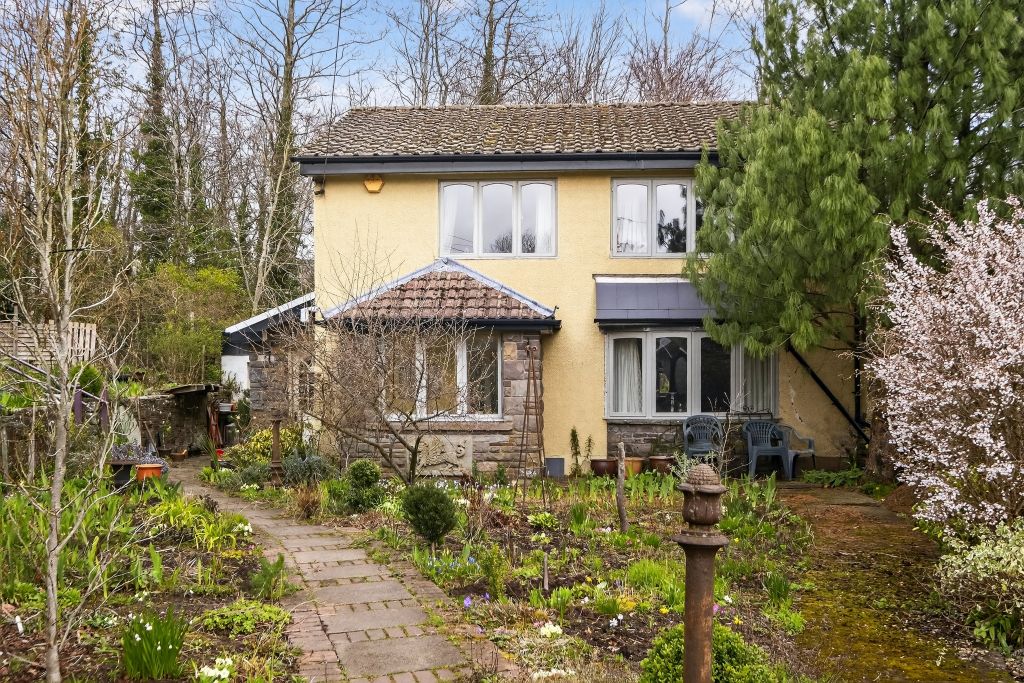 Property photo 1 of 30