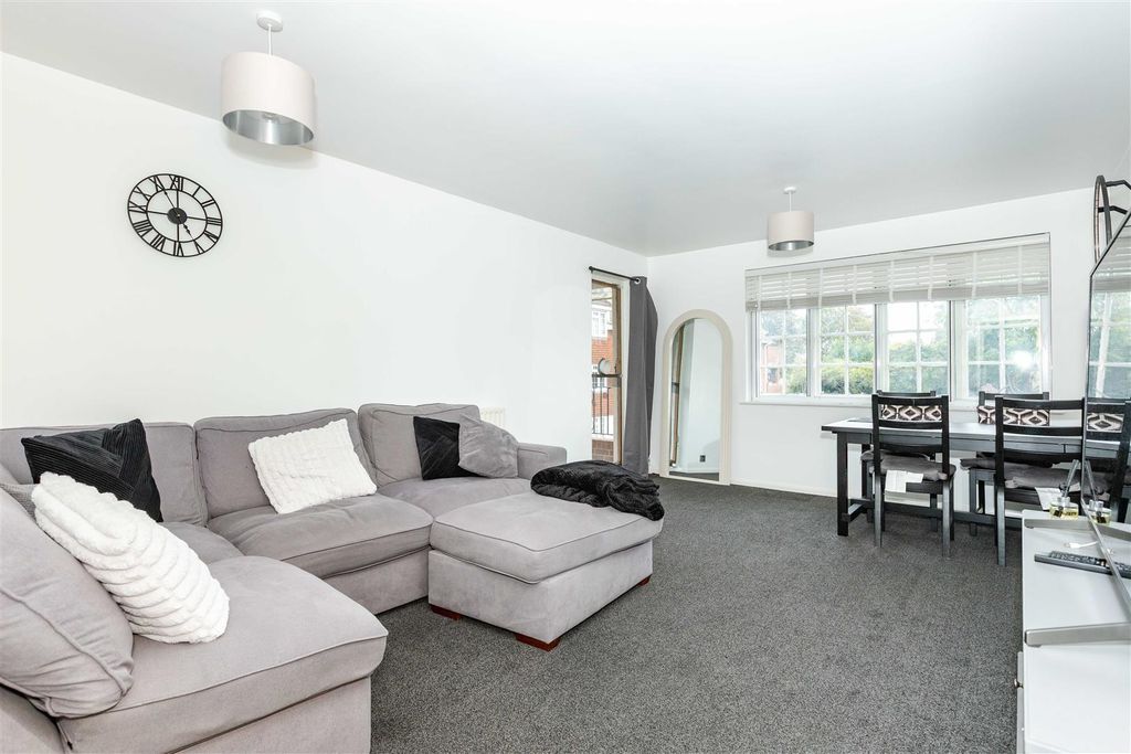 Property photo 3 of 11 Lamorna-09.Jpg