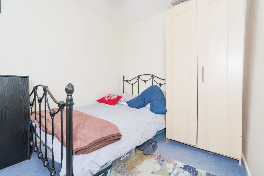 Property photo 3 of 10 Photography