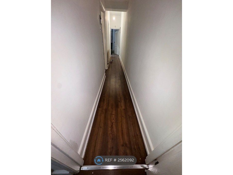 Property photo 3 of 16 Hallway