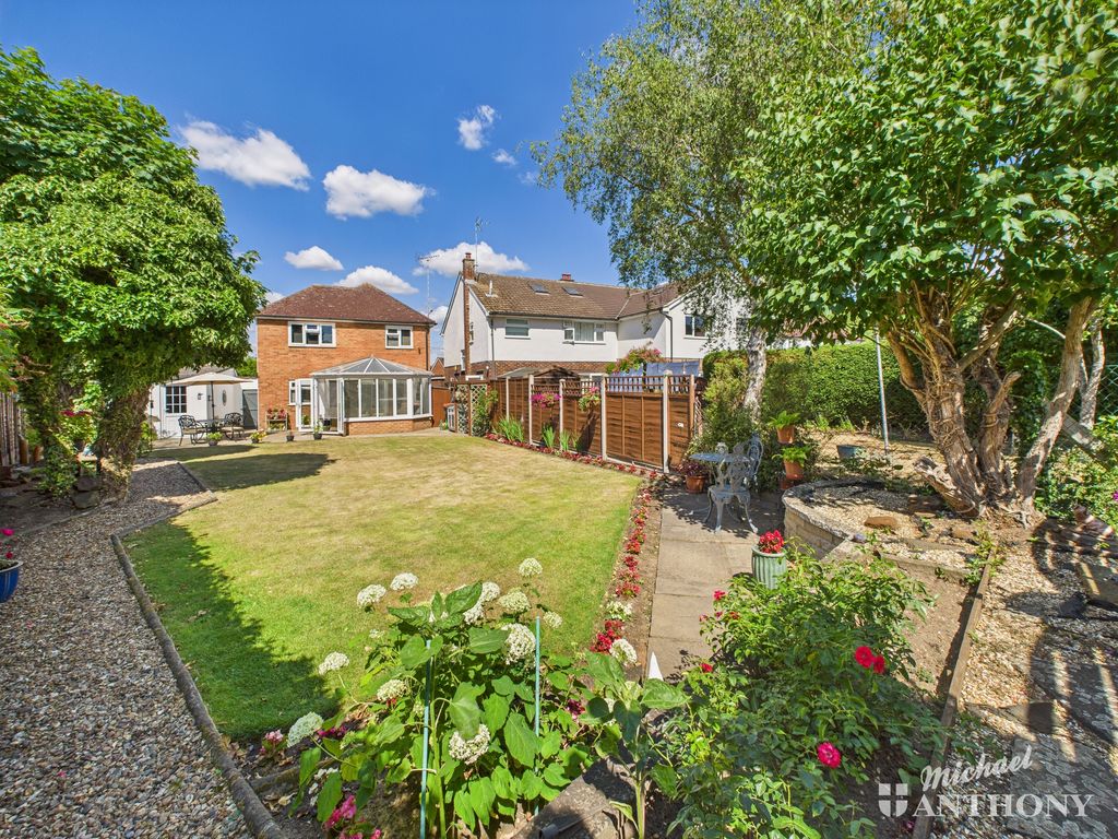 Property photo 1 of 26 Cam02773G0-Pr0328-Still009